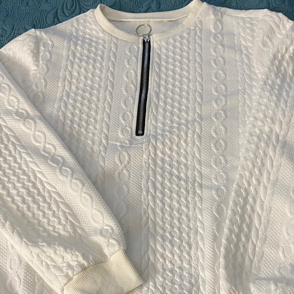 Source Unknown Women's Cream Cable Knit Sweater